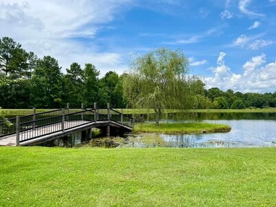 Modern Cottages Max's Cottage