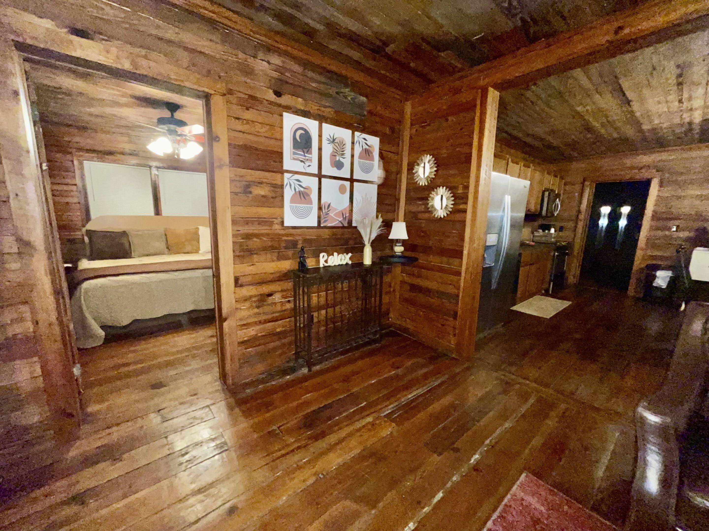 1 chambre, fer et planche à repasser, Wi-Fi gratuit