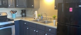 Tiny home-Cottage-Ensuite with Shower-Andres Cottage