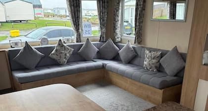 Seaside Escape Lodge at Martello Beach, Jaywick