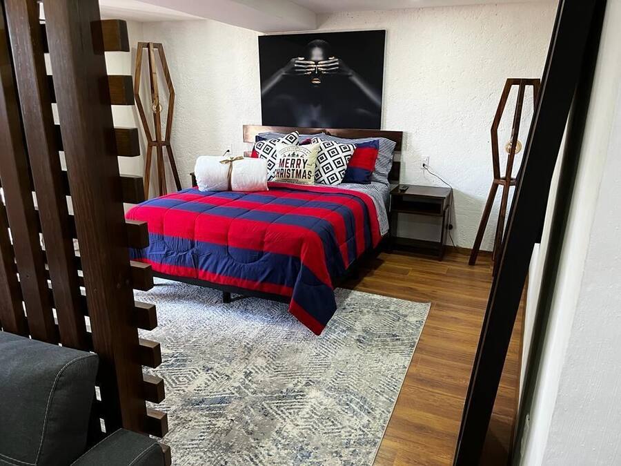Suite familiar, 1 cama de matrimonio con sofá cama, patio | 1 dormitorio, cortinas opacas, tabla de planchar con plancha