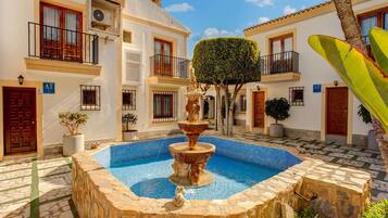 Apartment | Pool | Outdoor pool