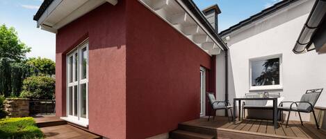 House | Outdoor dining