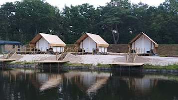Tent | Exterior