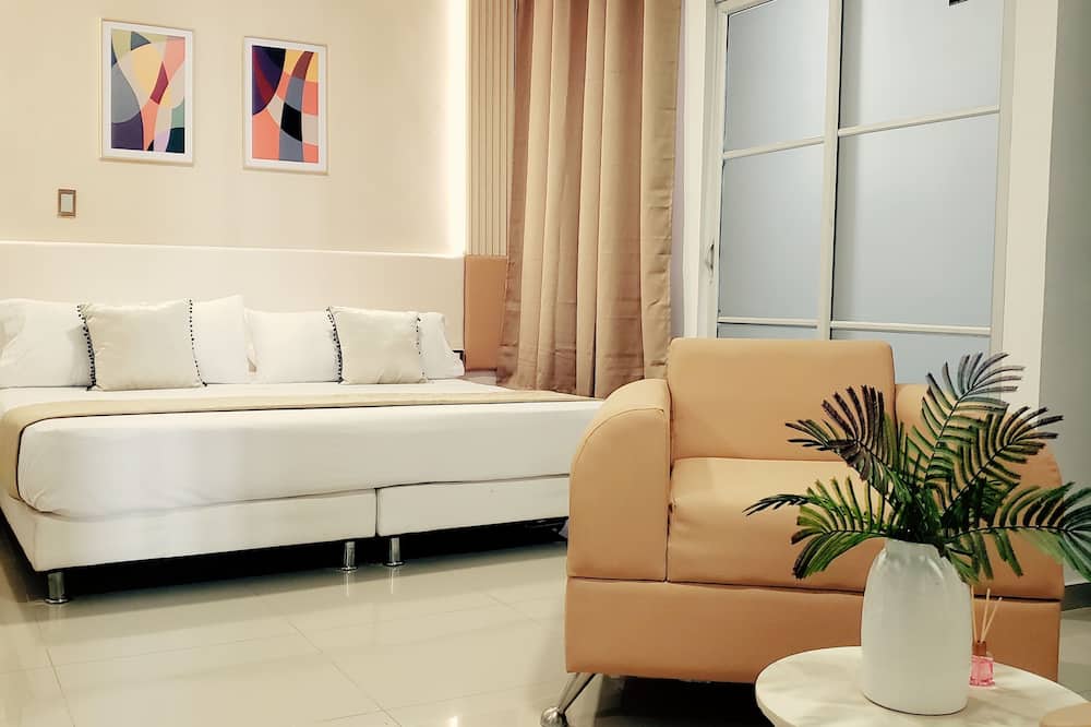 HOTEL SUITE CENTER