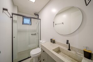 Apartemen | Kamar mandi | Handuk