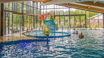 Chalet | Pool | Indoor pool, outdoor pool