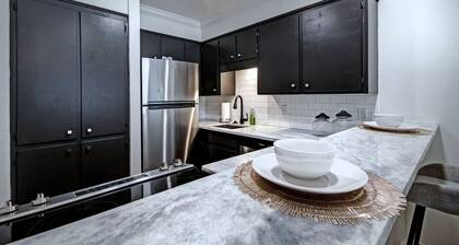 The Cozy Fondren Loft