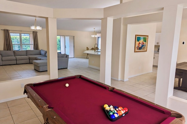 Spielezimmer