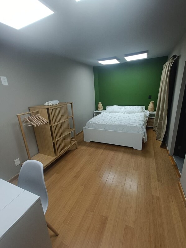1 bedroom, desk, free WiFi, bed sheets - Coliving Condesa Habitación Junior 4 (Ciudad de México)