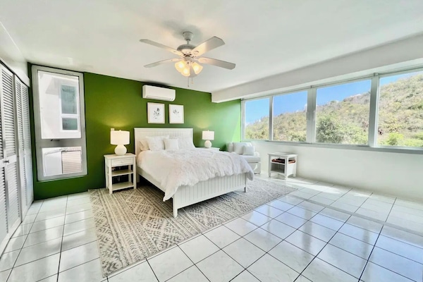 1 habitación, escritorio, tabla de planchar con plancha y wifi gratis