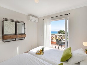 Chalet | 2 slaapkamers, individueel gemeubileerd, beddengoed