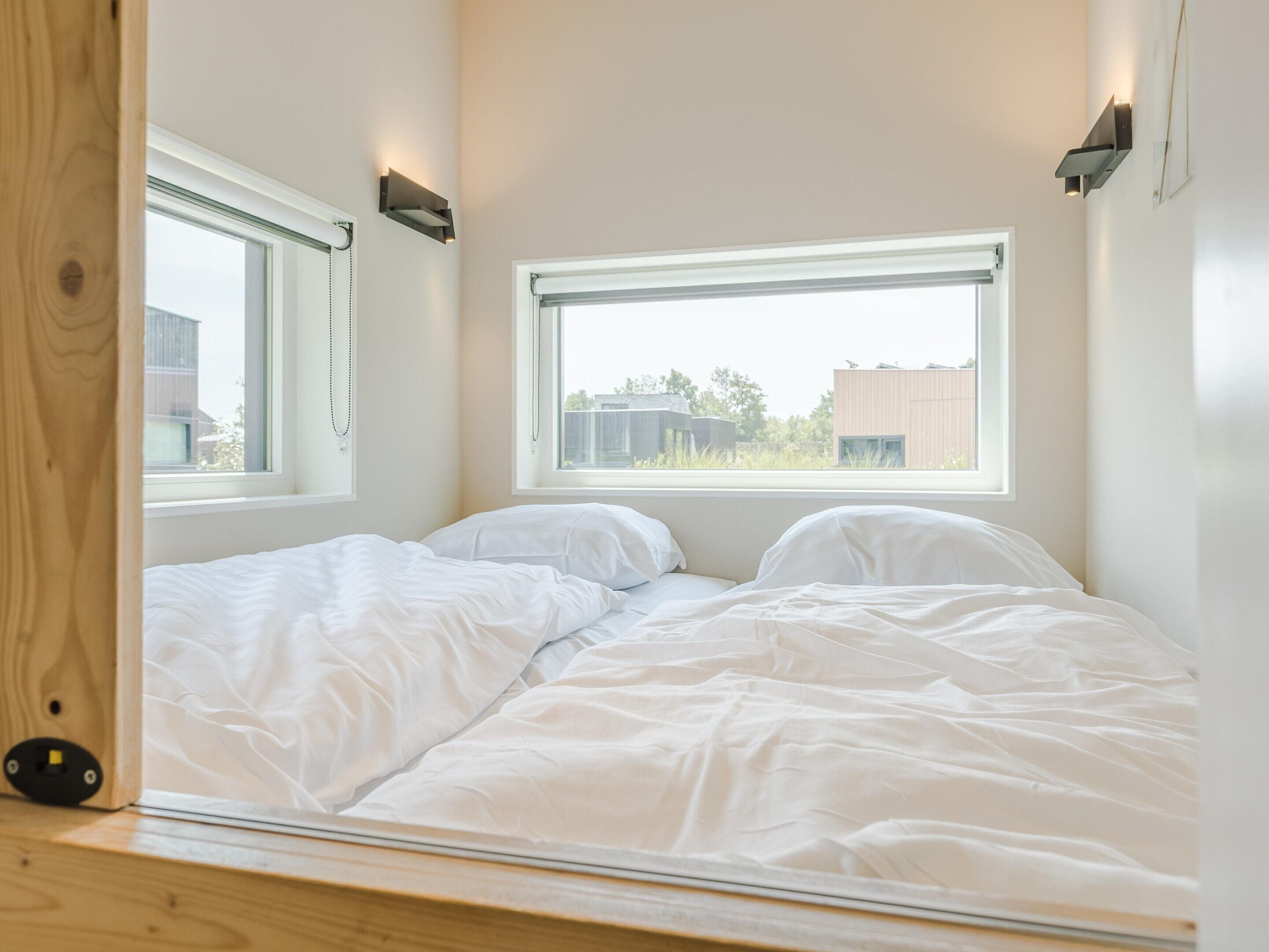 House | 2 bedrooms, bed sheets