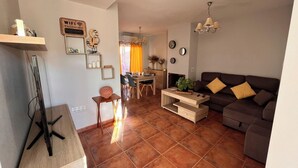 Living area - House with pool in Malaga (Sierra de Yeguas)