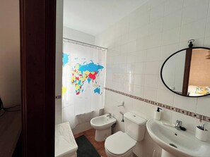 Bathroom - House with pool in Malaga (Sierra de Yeguas)