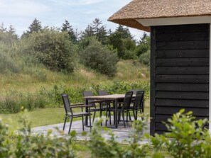 Villa | Dining - Villa in Someren Near Golf Course (Someren)
