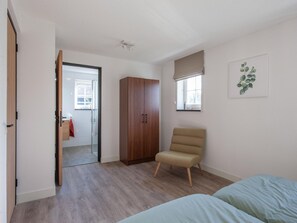 Villa | 4 bedrooms, individually furnished, bed sheets