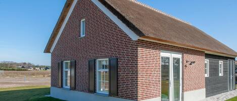 Villa | Exterior