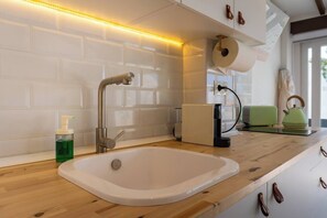 Haartrockner, Handtücher