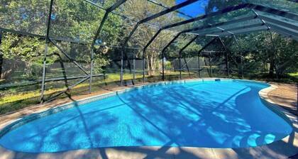 Dog Trot Entire House & Private Pool Texas BlissWood Unique Ranch with optional Safari!