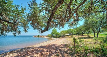 Upstay -10 Waterfront Mansion with Jetty