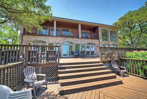 Upstay -10 Waterfront Mansion with Jetty