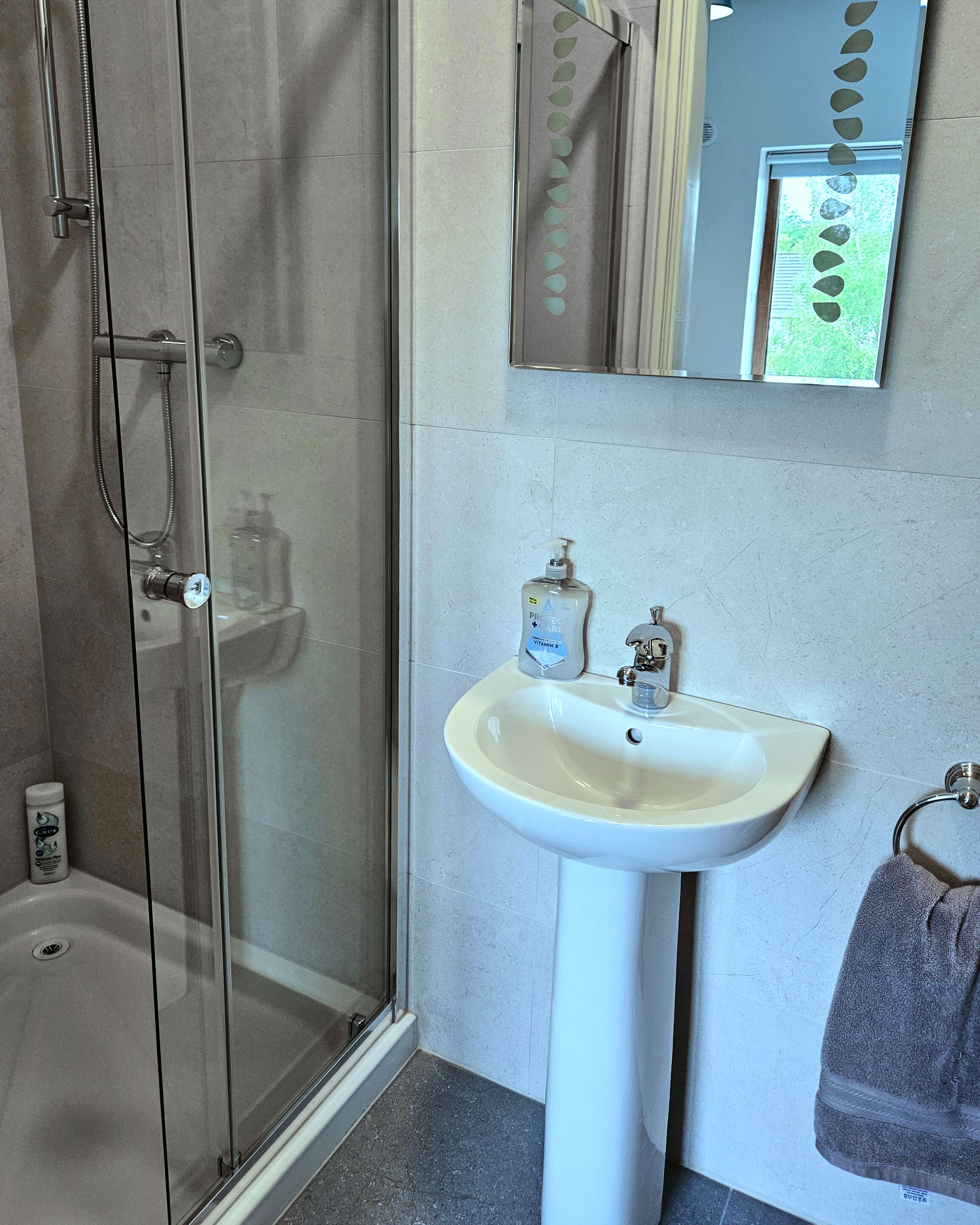 Bedroom 3 en-suite