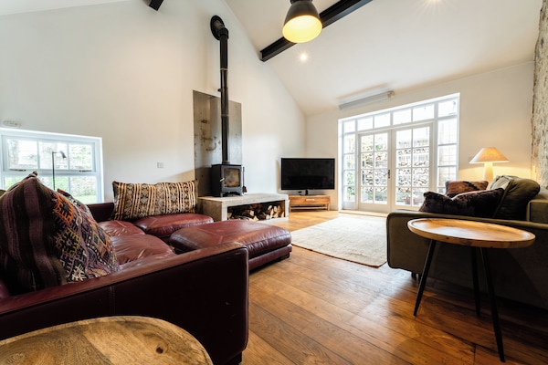 3 bedrooms, desk, laptop workspace, free WiFi