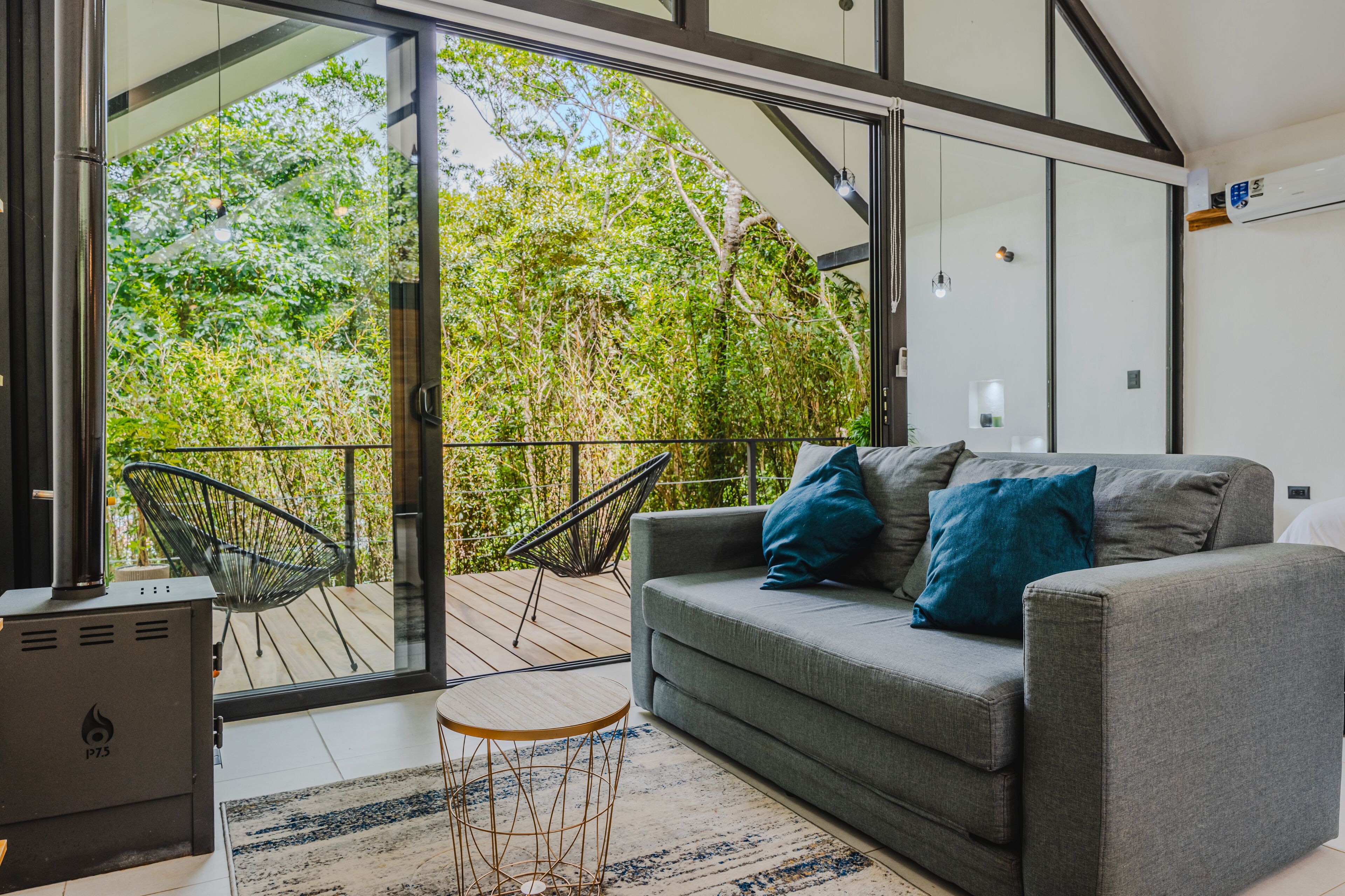 Luxury Villa, Balcony, Mountain View | Garden view