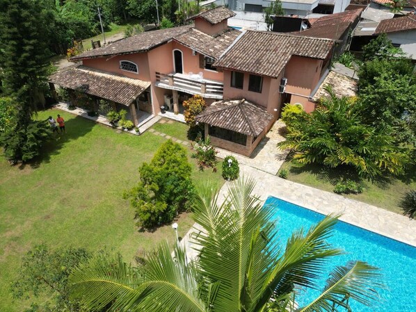 Front of property - Recanto da Rose Guesthouse (Caraguatatuba)