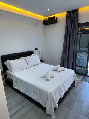 1 chambre, fer et planche à repasser, Wi-Fi, draps fournis