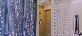 Lovely suite with WiFi in Puebla, contemporary restoration, excellent location.