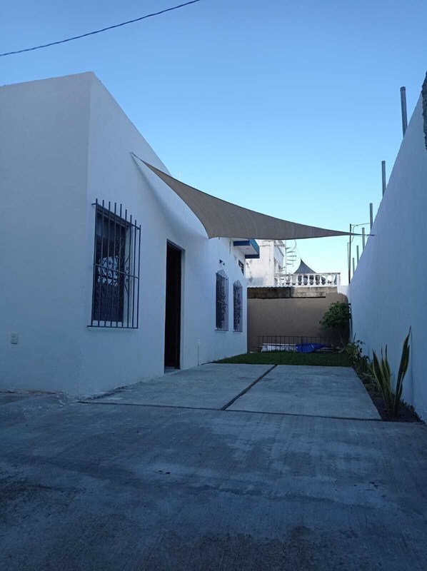 Property grounds - Spacious apartment with 6 bedrooms and WiFi, AC in awesome Cancún (Cancún)