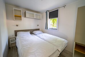 1 bedroom, individually furnished, bed sheets