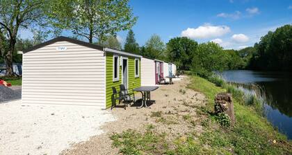 Well-maintained Chalet Near Amsterdam