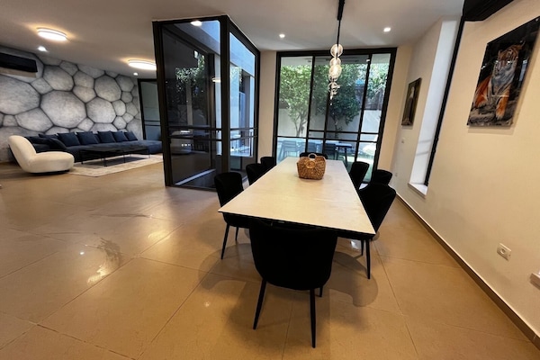 Image picker EA566824 E99A 4C95 B879 362E988866B0 30955 0000144286D25EC8