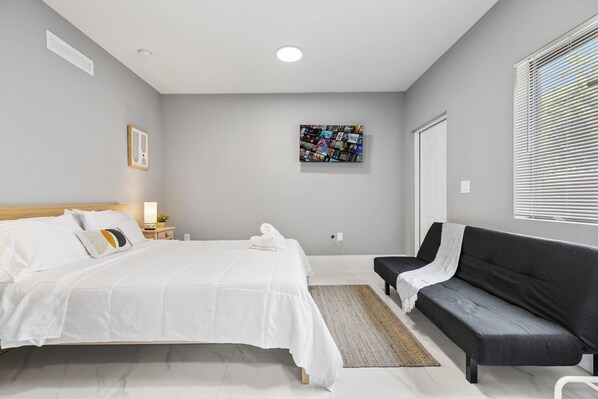 4 habitaciones, tabla de planchar con plancha y wifi gratis