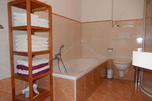 Apartment | Bathroom | Towels - Holiday Apartment Heidi and Holger (Bad Zwischenahn)