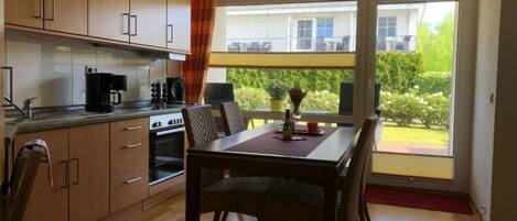 Apartment | Private kitchen | Oven, electric kettle, toaster