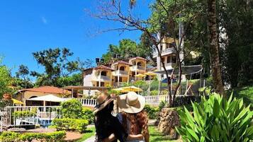 Jardines del alojamiento