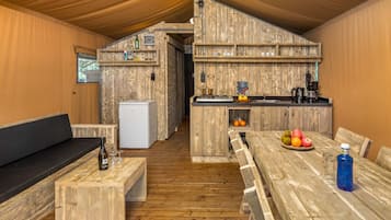 Tent | Living room