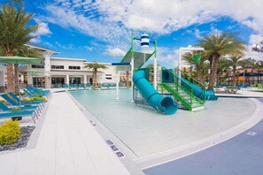 Área de juegos infantiles al aire libre