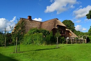 Exterior - Holiday Apartment Ebbe (Stedesand)