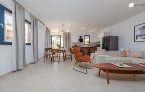 Smart TV - Lovely home in Mandre (Mandre)