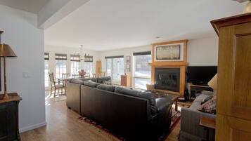 Smart TV, DVD player, table tennis