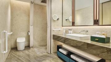 Zimmer, 1 King-Bett, barrierefrei | Dusche im Bad