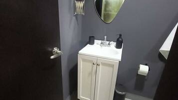 Towels, soap, shampoo, toilet paper