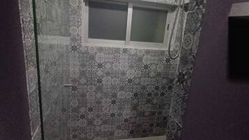 Håndklæder, Sæbe, Shampoo, Toiletpapir