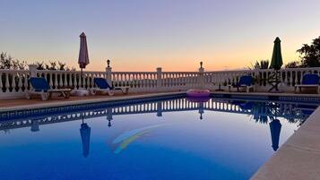 Villa | Kolam renang | Kolam renang tertutup, kolam renang terbuka