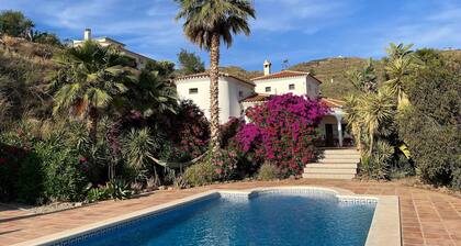 Torre del Mar Hillside Villa